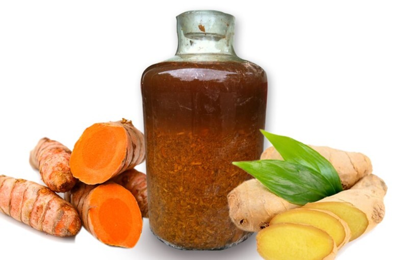 Hướng dẫn cách làm rượu nghệ bóp gà đá hiệu quả nhất 8 Image 1